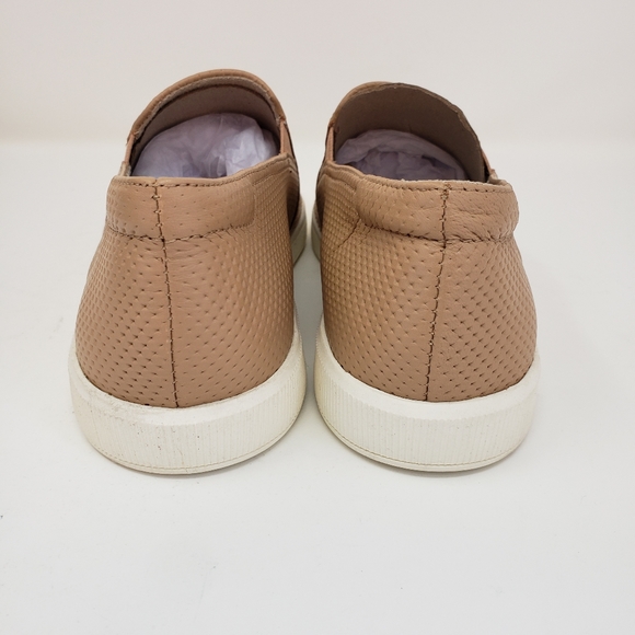 Naturalizer Zola Slip On Sneakers NIB - Picture 4 of 6